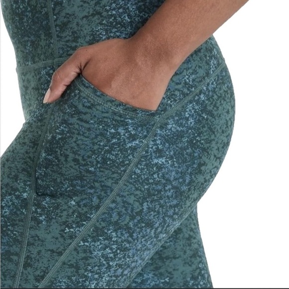 ALL IN MOTION | Women's Contour Flex Lace-Up Leggings 26.5" - Picture 1 of 7